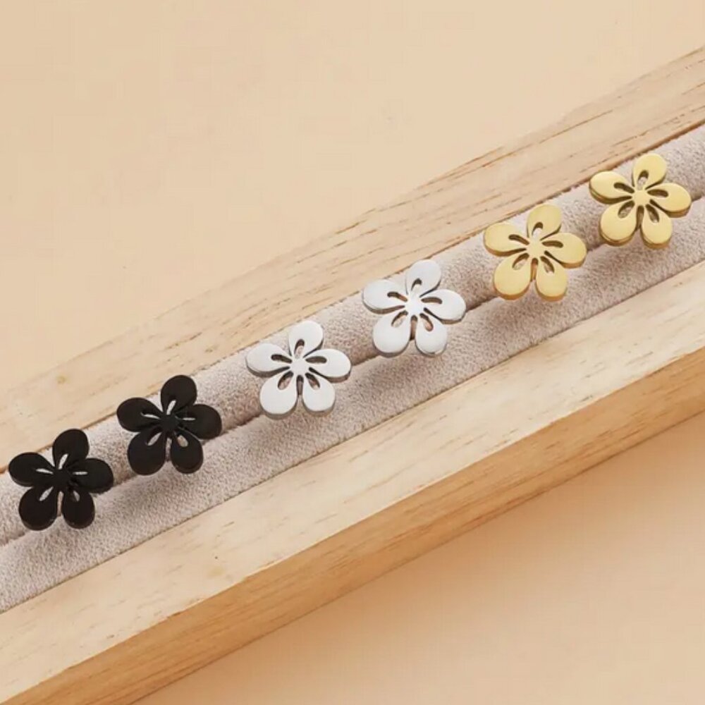 Tropical Flower Stainless Steal Stud Earrings in Silver, Gold, or Black NWT